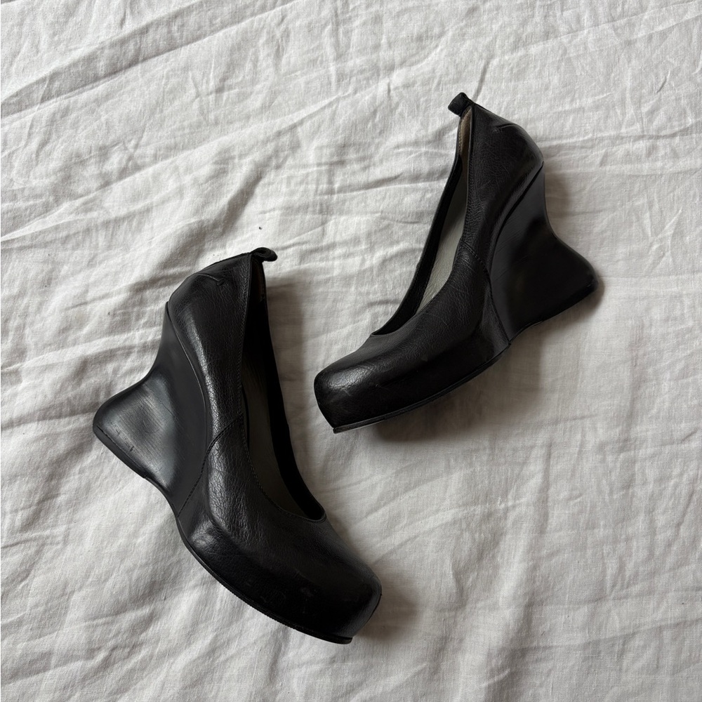 Costume National Black Sculptural Wedge Pumps
